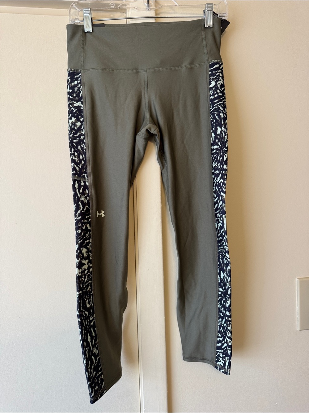 Under Armour Olive & Black Patterned Side-Panel Leggings